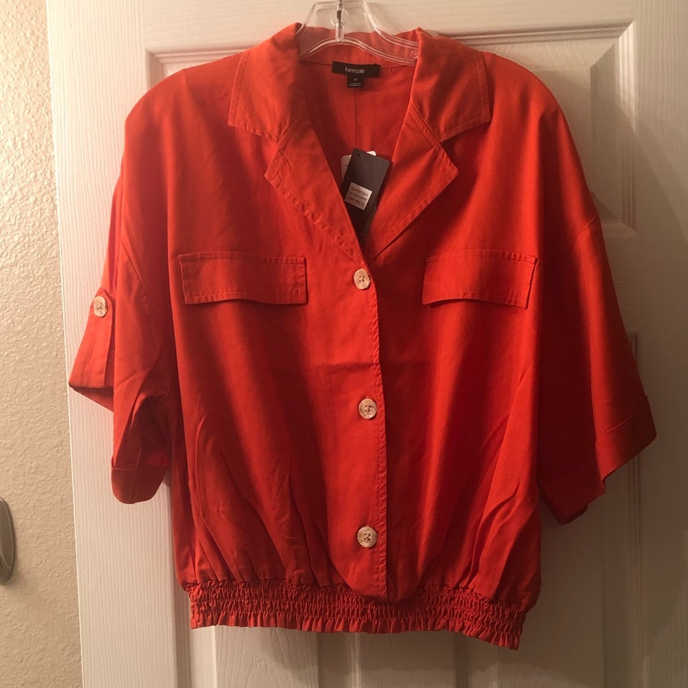 NWT Kenzie blouse Medium